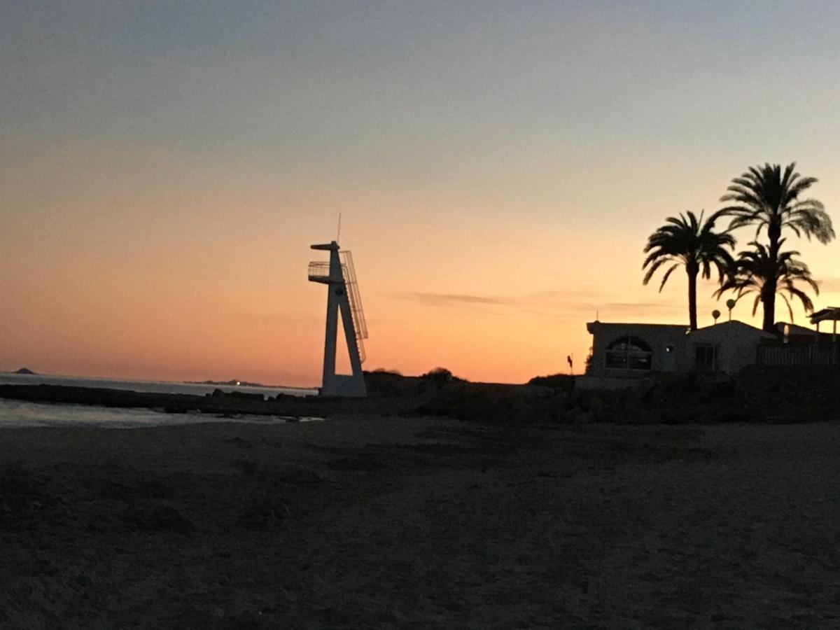 Cosy, Seaview Apartment, Close To Beach And Bars -Edificio Rhin 坎波阿莫 外观 照片