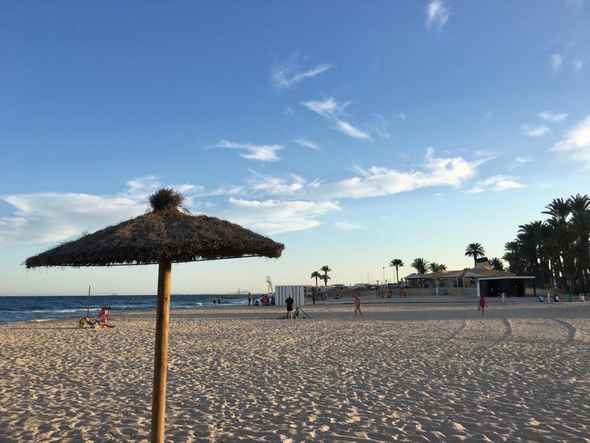 Cosy, Seaview Apartment, Close To Beach And Bars -Edificio Rhin 坎波阿莫 外观 照片