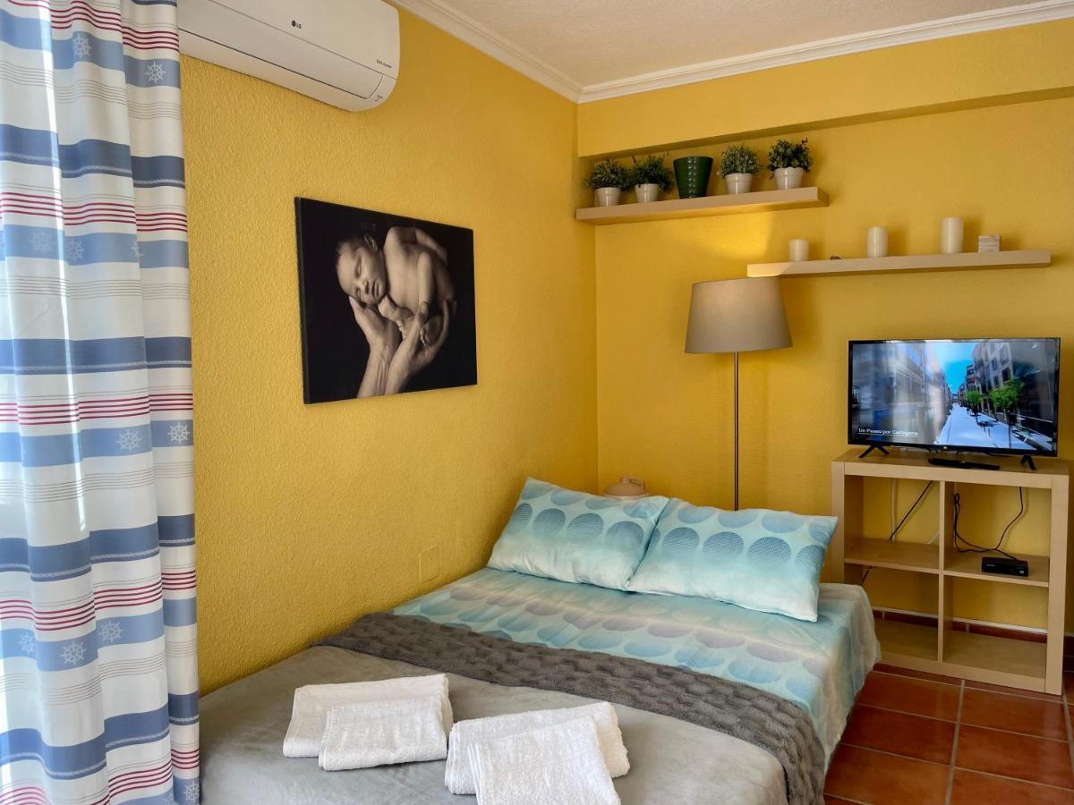 Cosy, Seaview Apartment, Close To Beach And Bars -Edificio Rhin 坎波阿莫 外观 照片